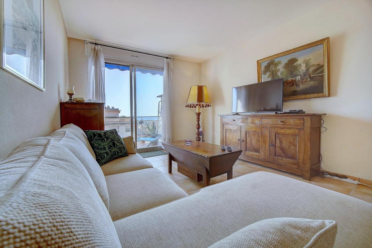 Immogroom - Terrace- Parking - Quiet Place - Congressbeaches Appartement *