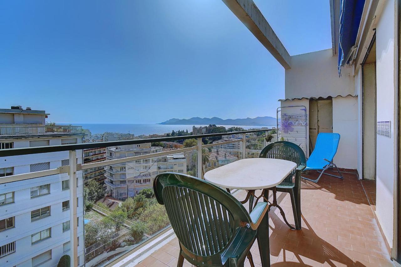 Immogroom - Terrace- Parking - Quiet Place - Congressbeaches Appartement *