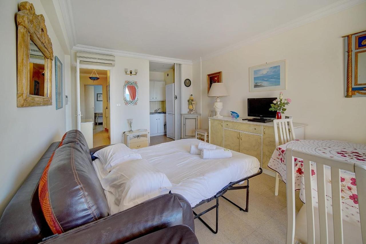 Apartment Immogroom- Sea View - Center- Ac- Front Of The Beaches