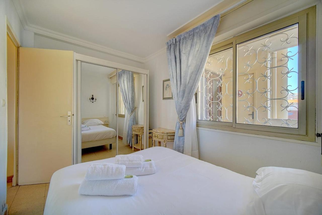 Apartment Immogroom- Sea View - Center- Ac- Front Of The Beaches