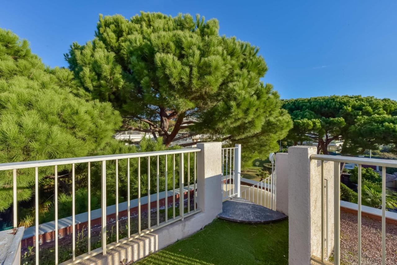 Penthouse With Pool Sea View And Parking Apartment