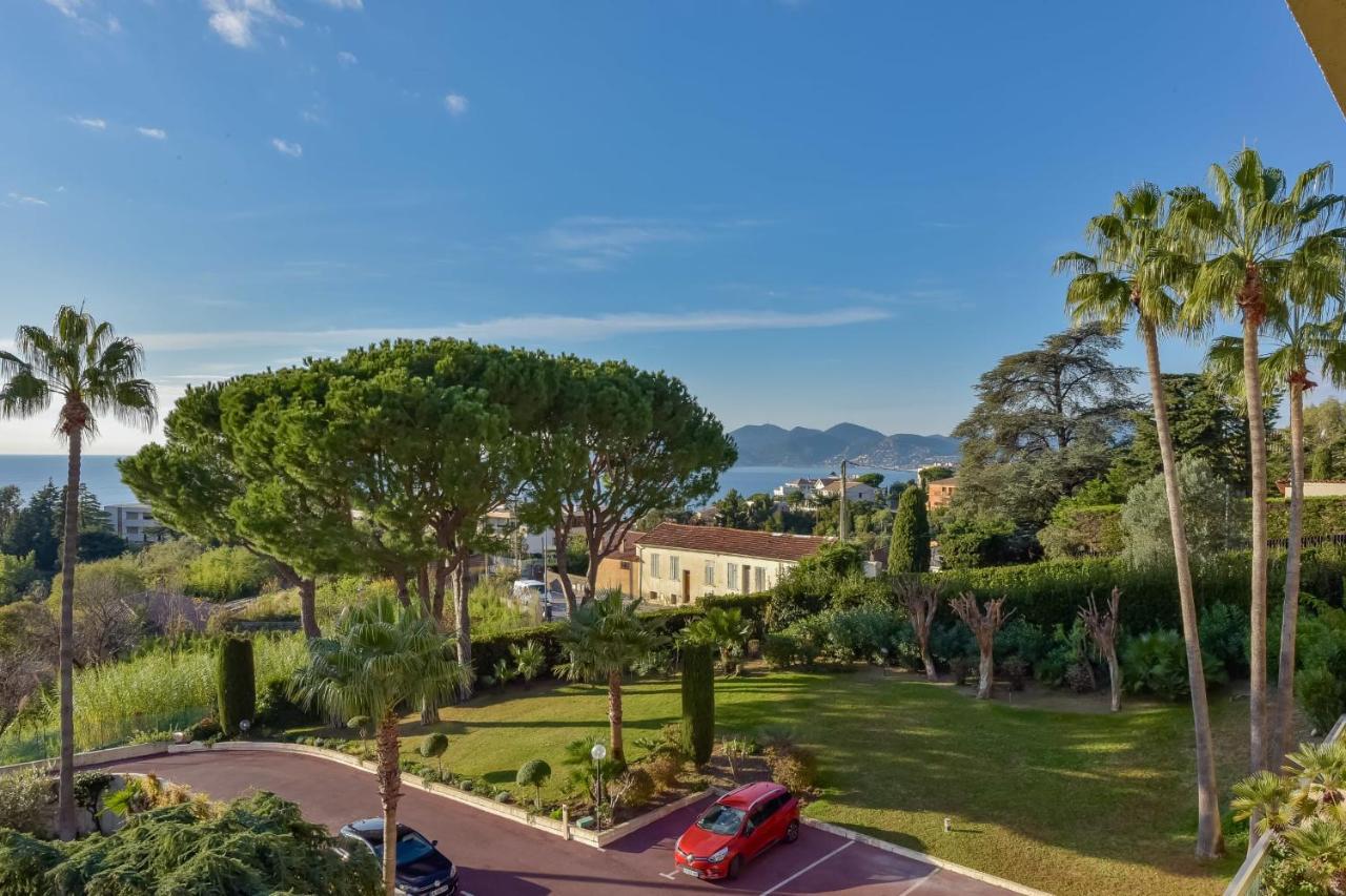 Penthouse With Pool Sea View And Parking * Cannes