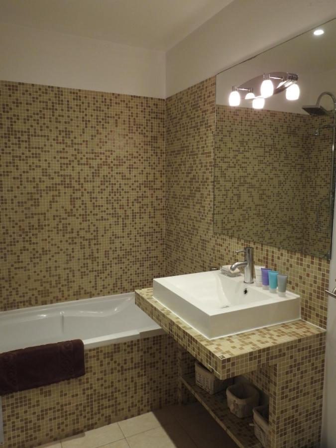 First Floor 15 Rue Notre Dame With Vast Terrace Apartment Cannes
