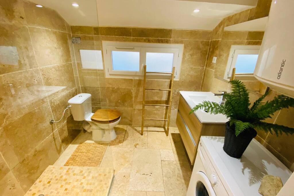 Rue D'antibes Appartement *