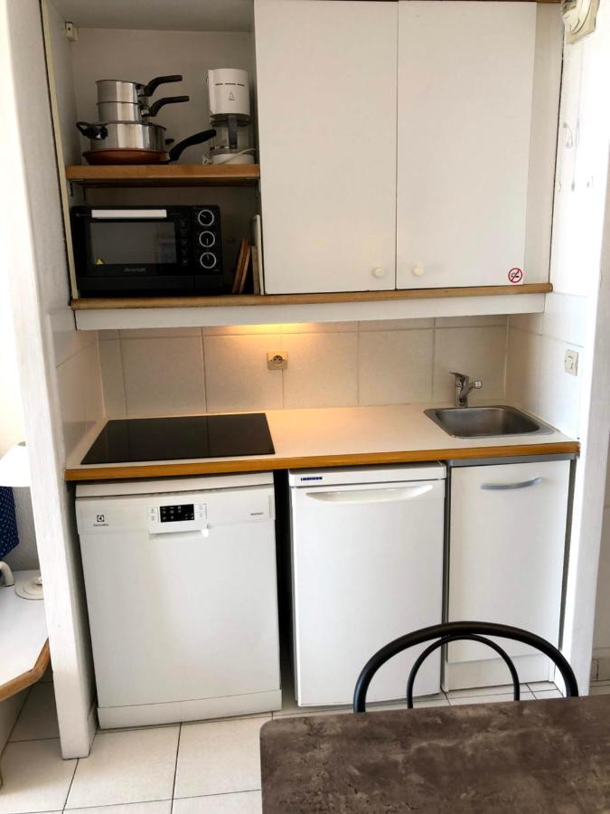 Cannes Apartment With Sea View, Aircondition And Parking Cannes