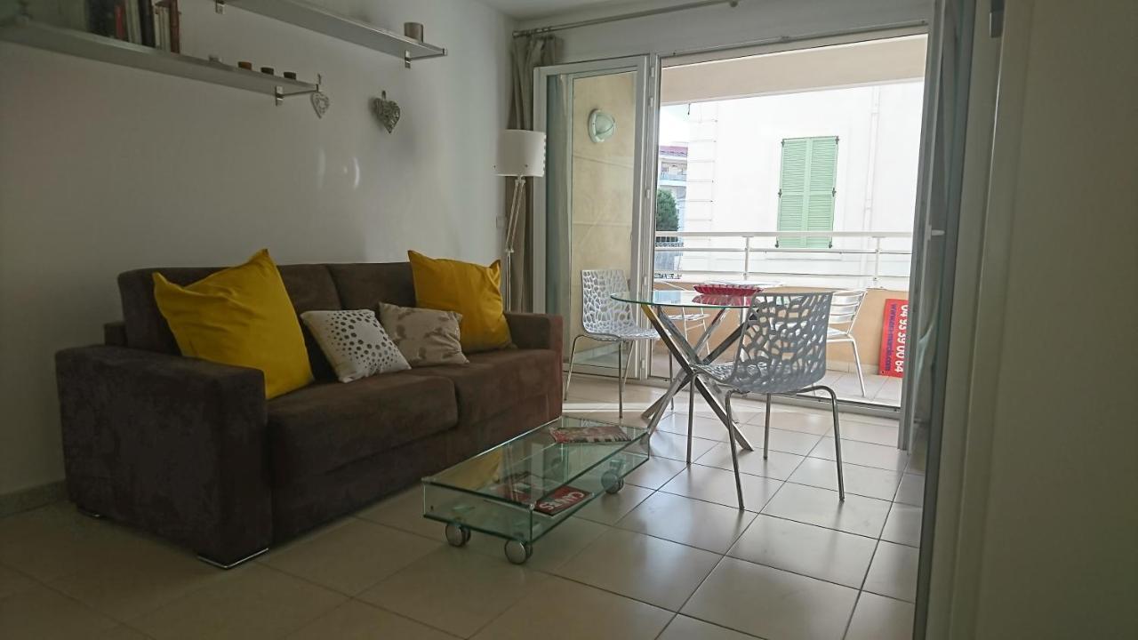 Appartement Nicolas 8 *