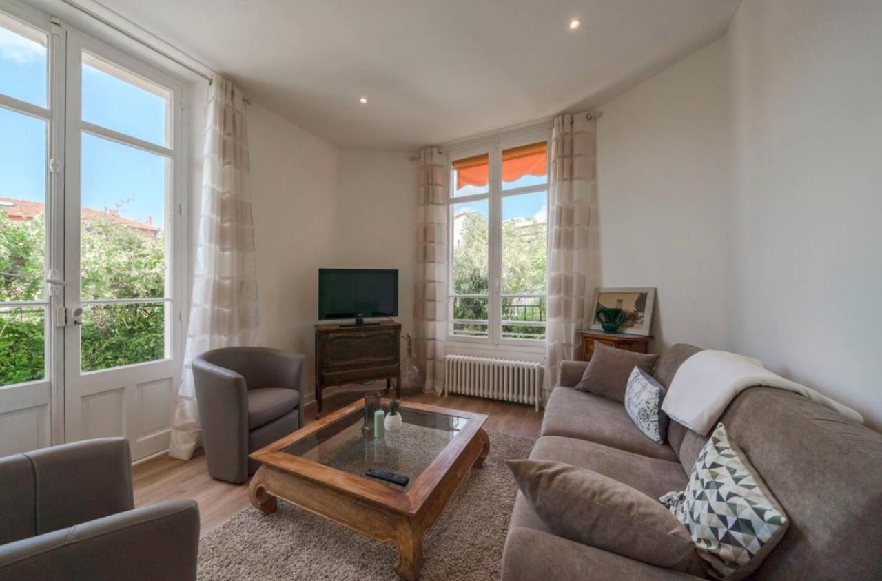 Les Nefliers Ferienhaus