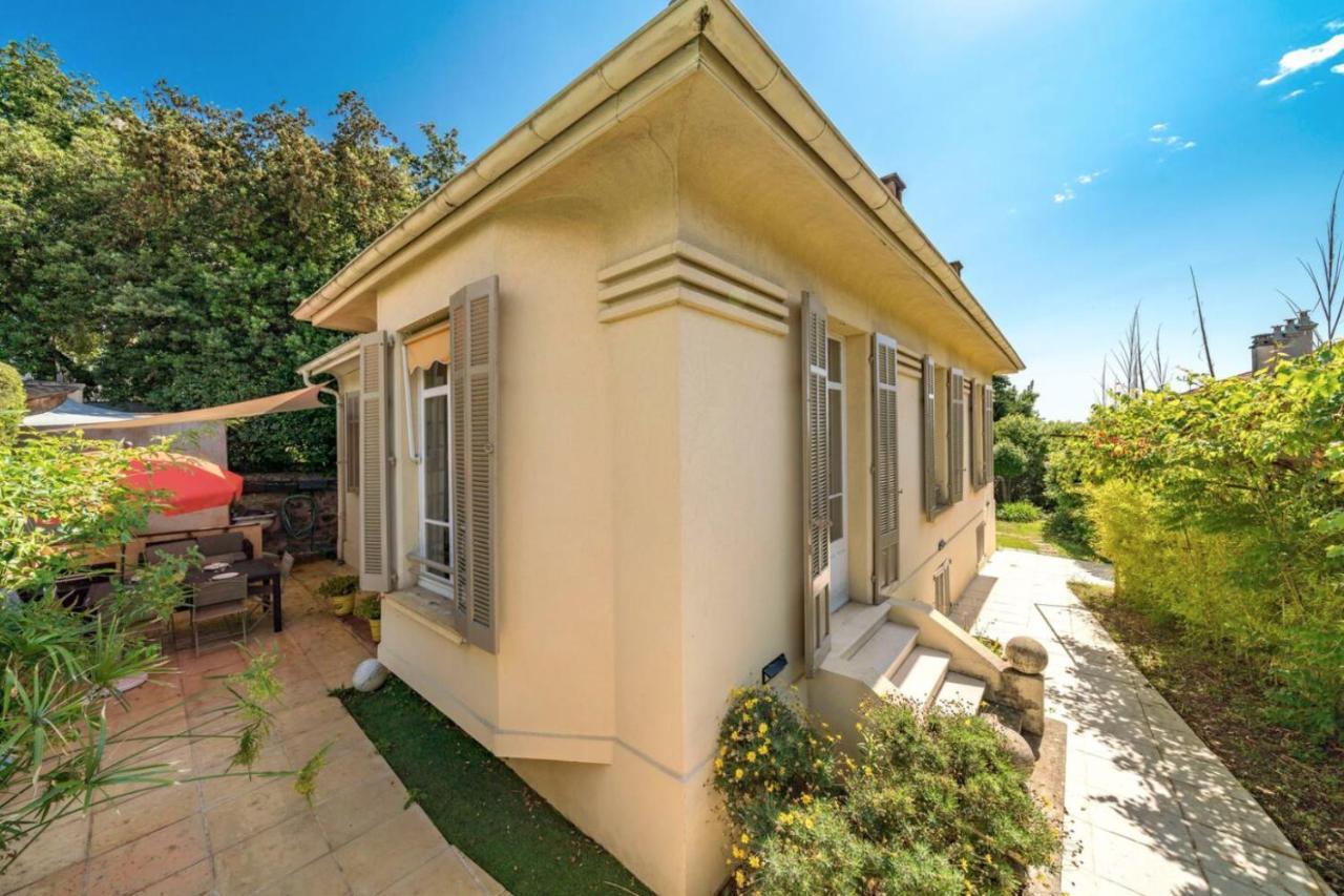 Ferienhaus Les Nefliers Cannes