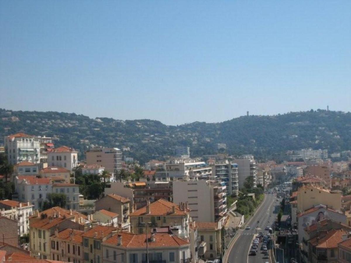 F3 Vue Mer Et Croisette *