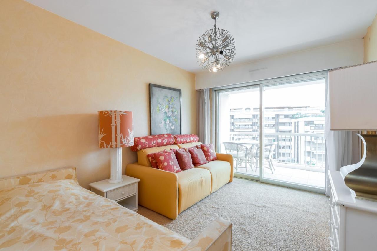 Apartment Palais D'orsay 3 Bedrooms *