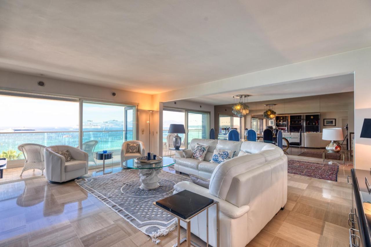 Palais D'orsay 3 Bedrooms Apartment *