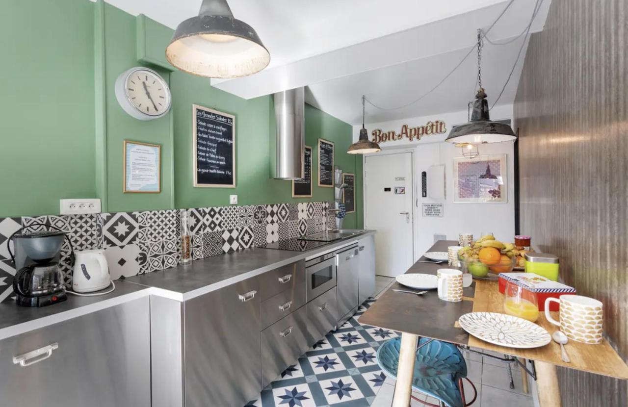 Festival Films Center, With 2 Bedrooms And Balcony Apartment Cannes