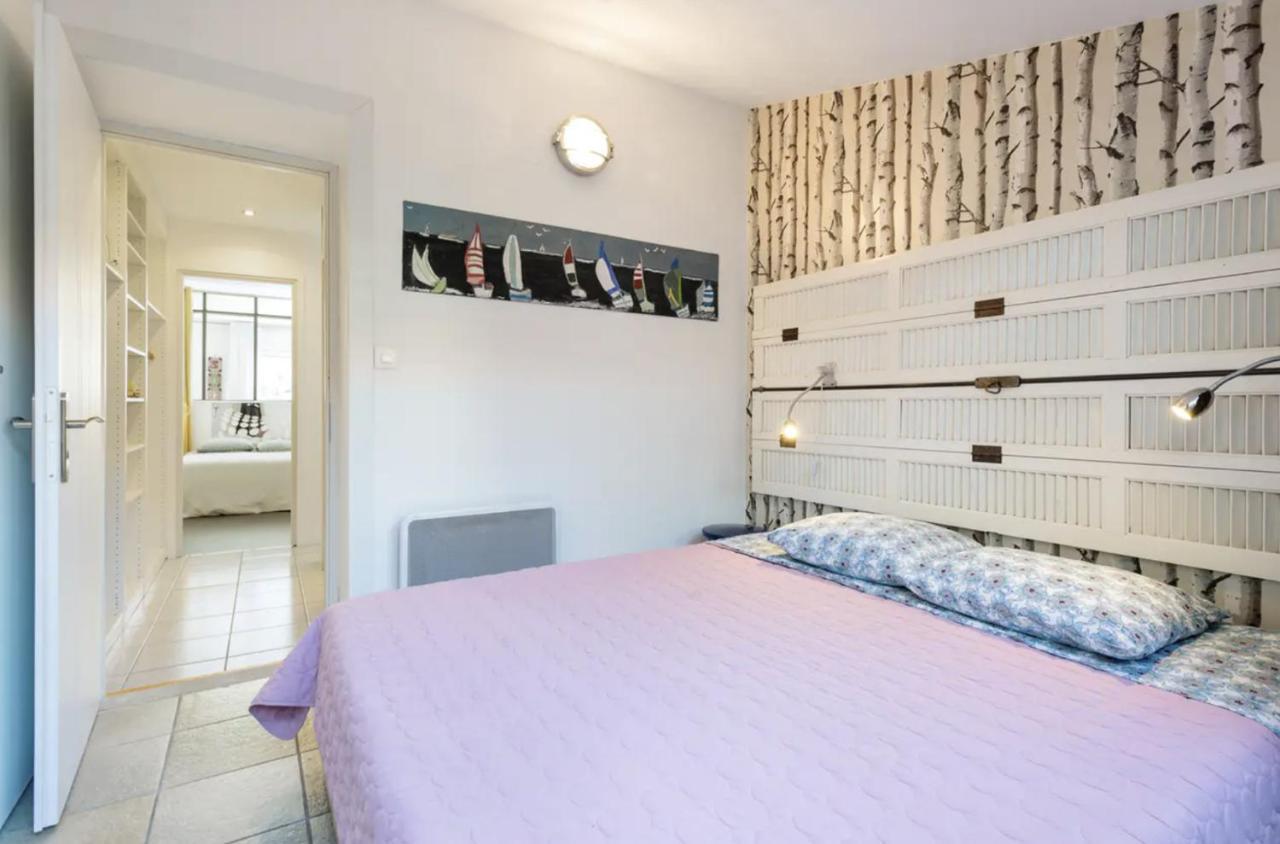 Festival Films Center, With 2 Bedrooms And Balcony * Cannes