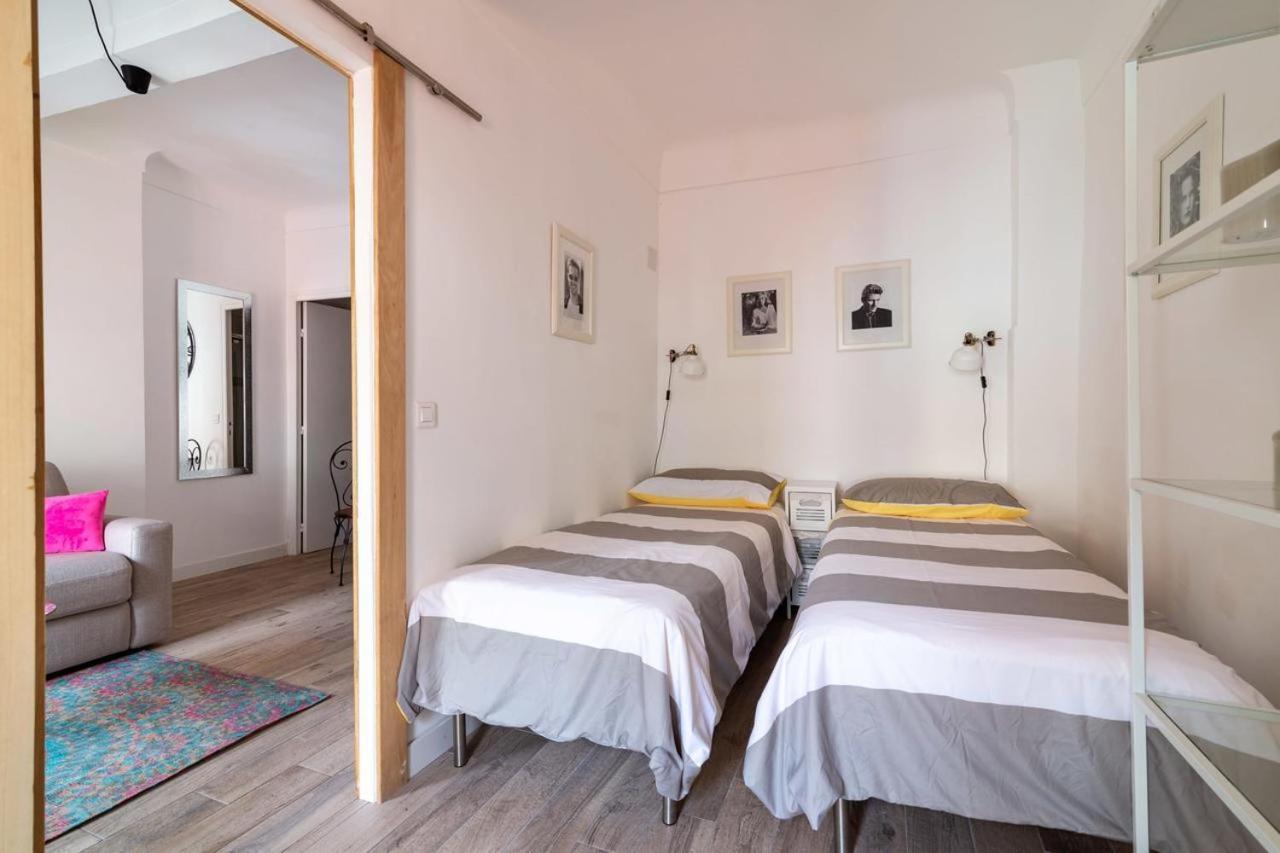 Apartment Romantic And New In The Famous Rue Meynadier In The Supercentre Of Cannes
