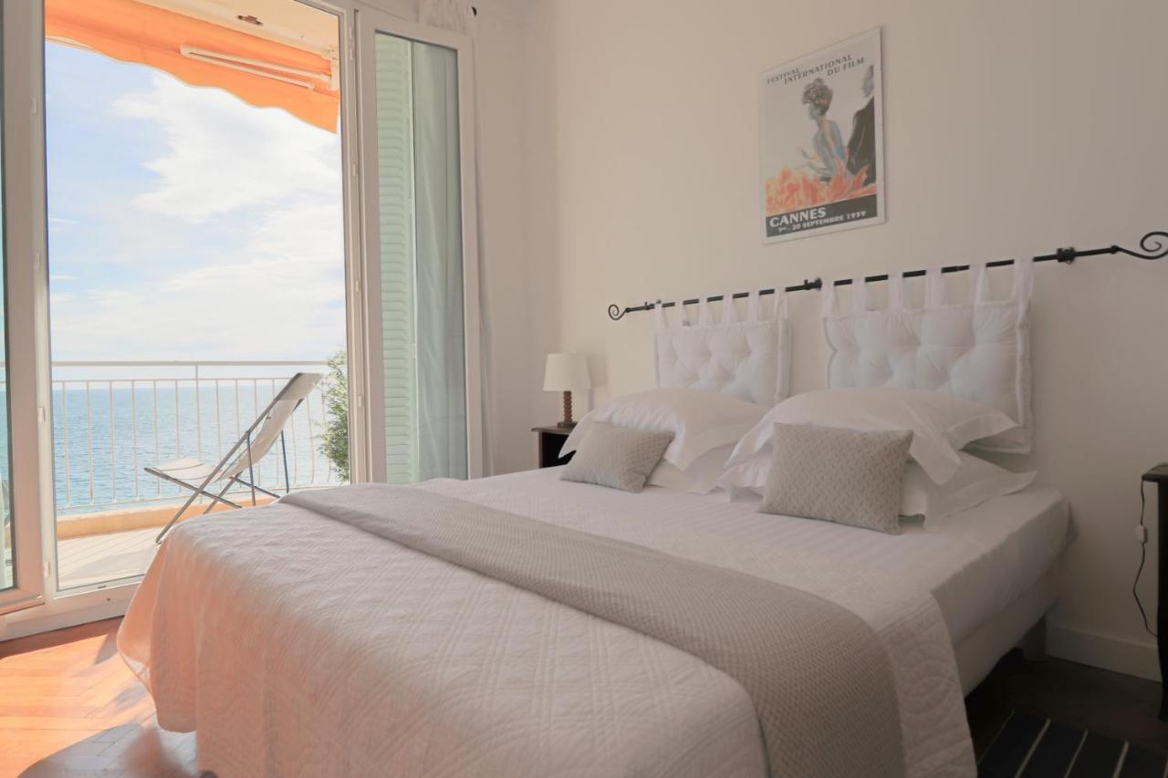 Apartment Rooftop De La Charming On Seafront With Superb Roof Terrace