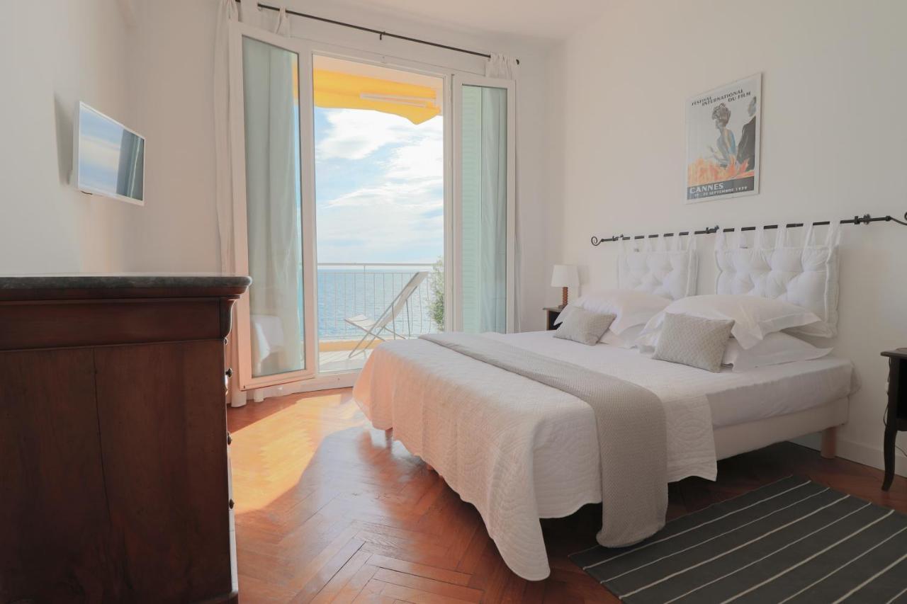 Rooftop De La Charming On Seafront With Superb Roof Terrace