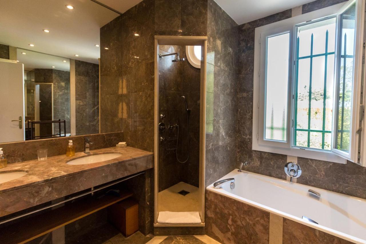 Tsavorite - Californie Villa