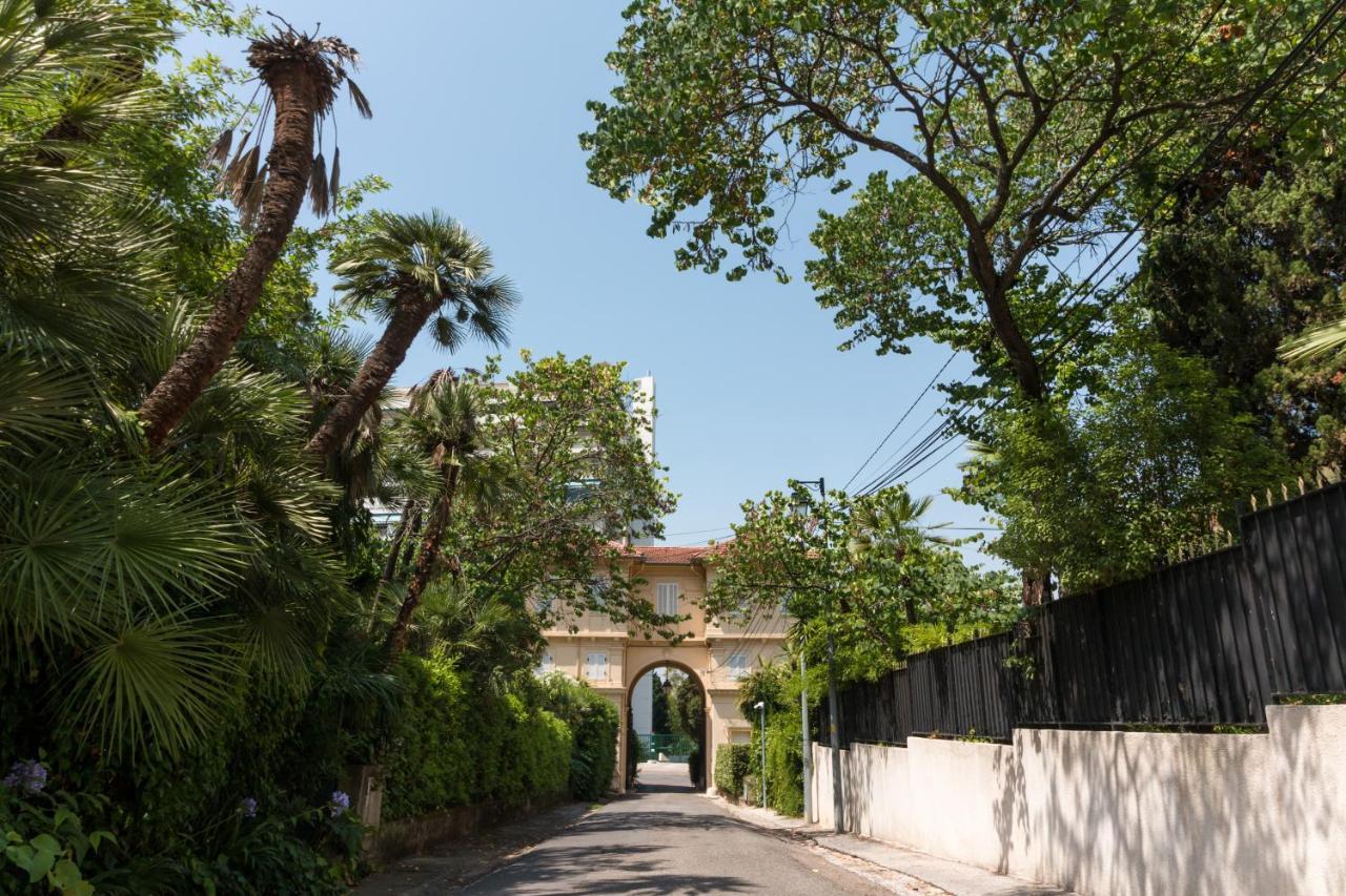 Tsavorite - Californie Villa Cannes