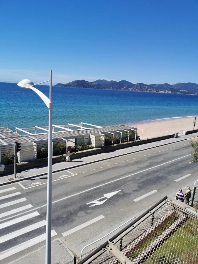 Modern One Bedroomed Just Off The Seafront With A Terrace And Pool Access 1753