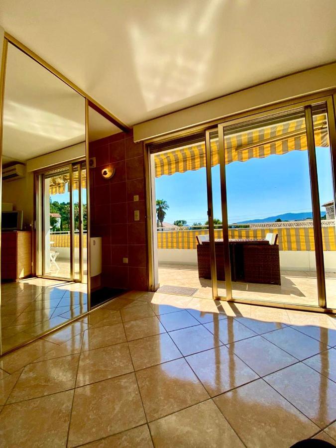 Studio Terrasse - Piscine- Tennis Cannes