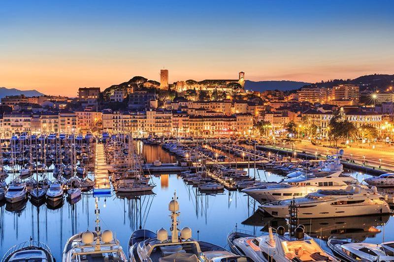 Beautiful And Cozy In The Heart Of Cannes