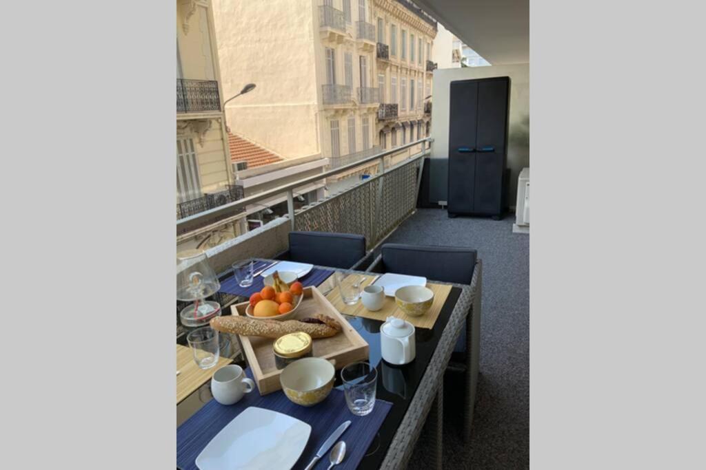Plein Centre - 3 Min Croisette Et Plages Apartment