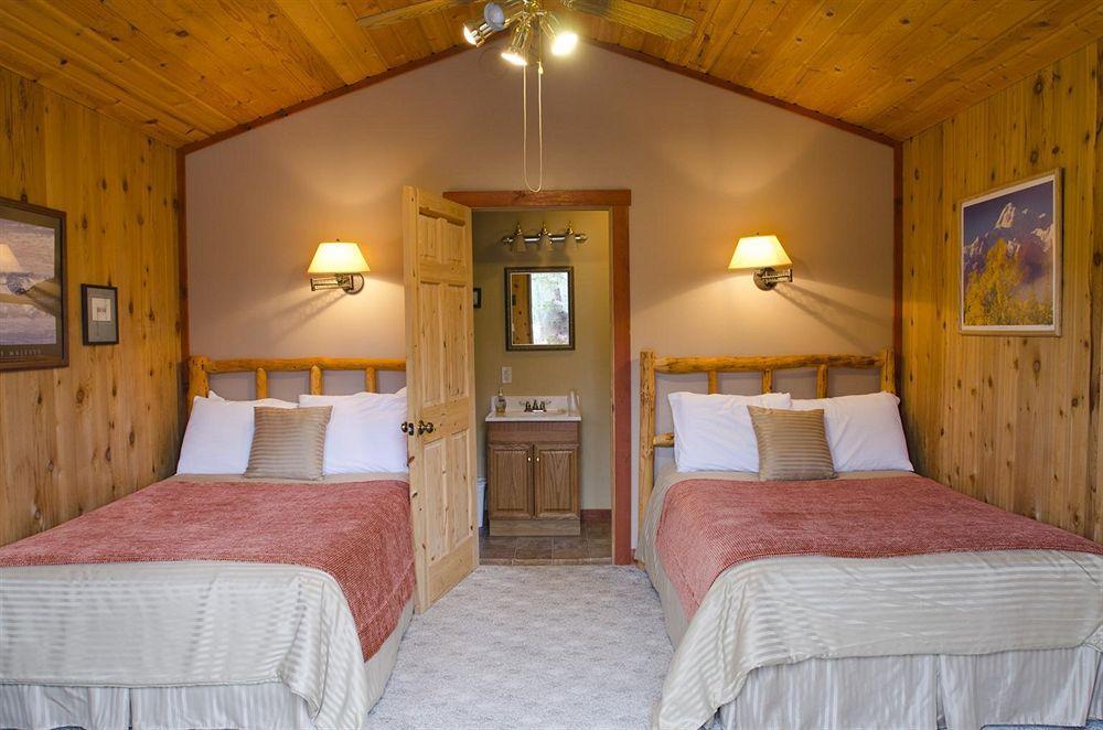 Charlie's Hotel 3*