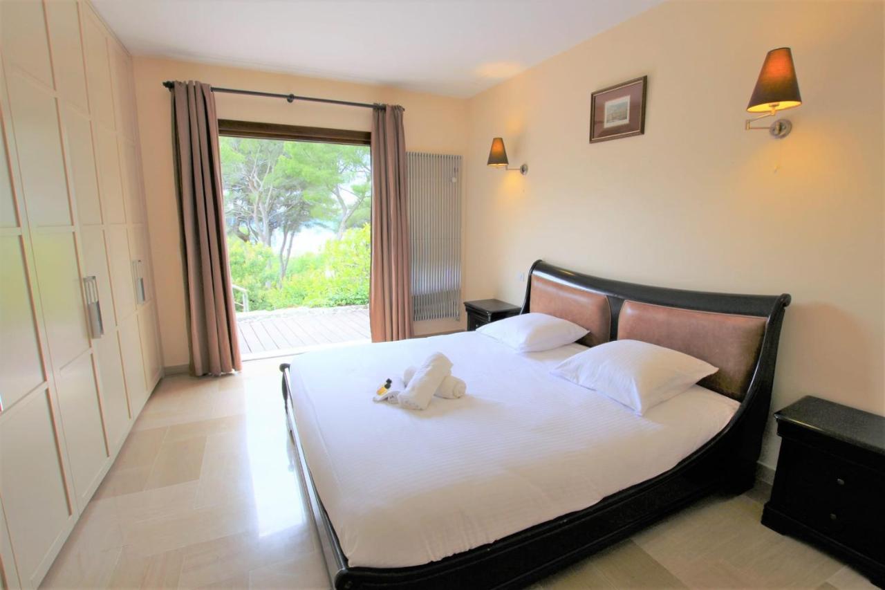 Luxury In Hills *