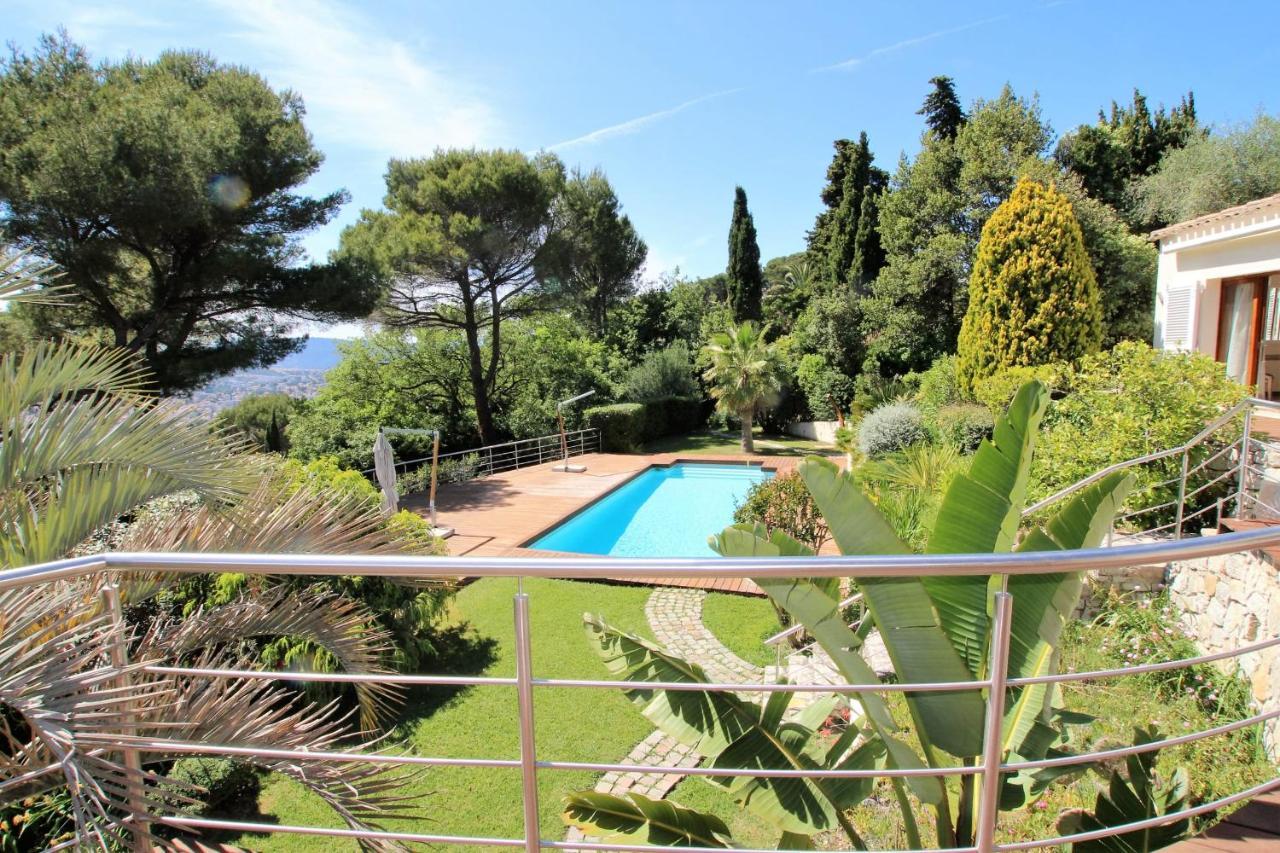 Luxury In Hills Villa