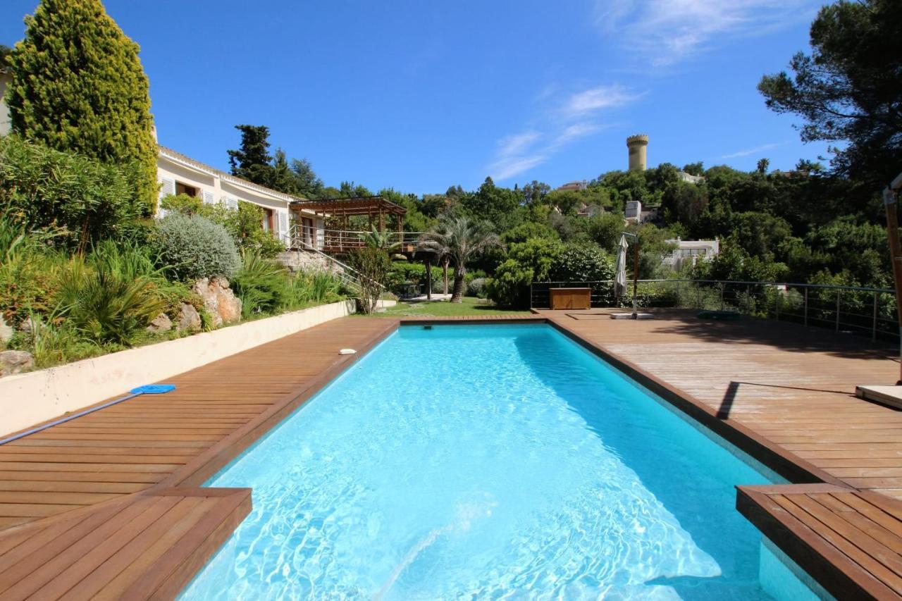 Luxury In Hills Villa *