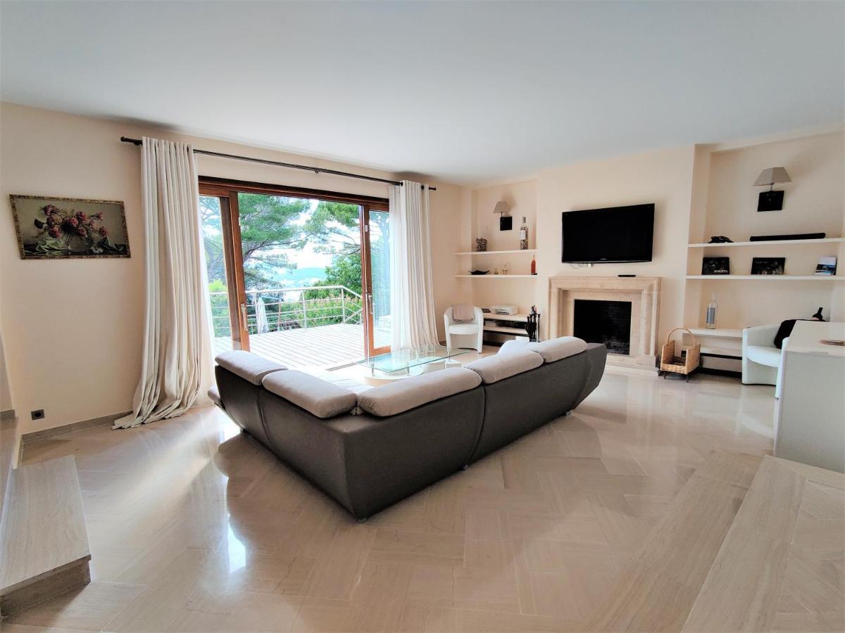 Villa Luxury In Hills *