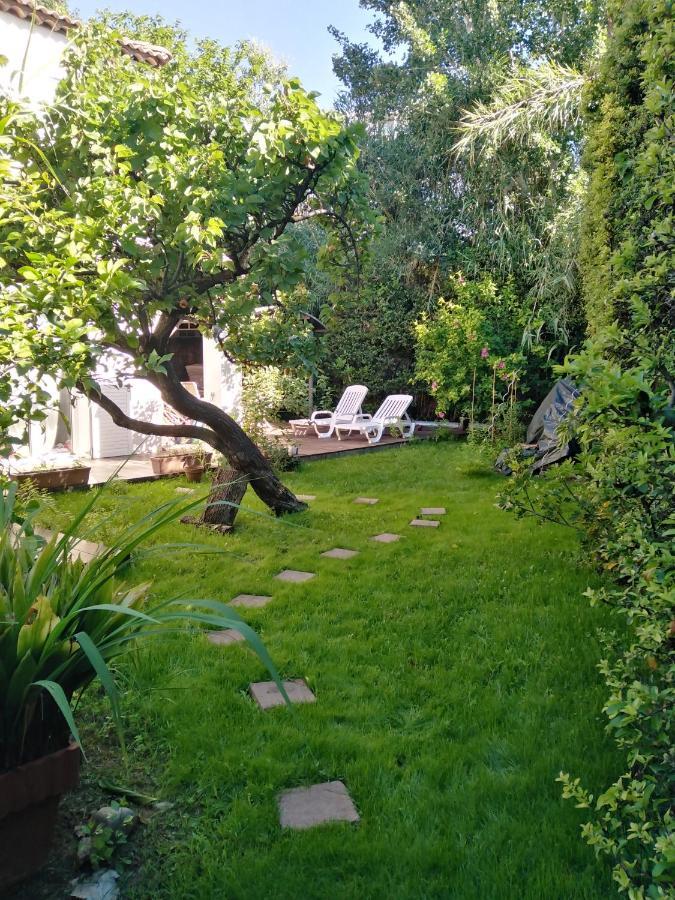 3 Garden Pool Parking 2 Min By Car Villa *