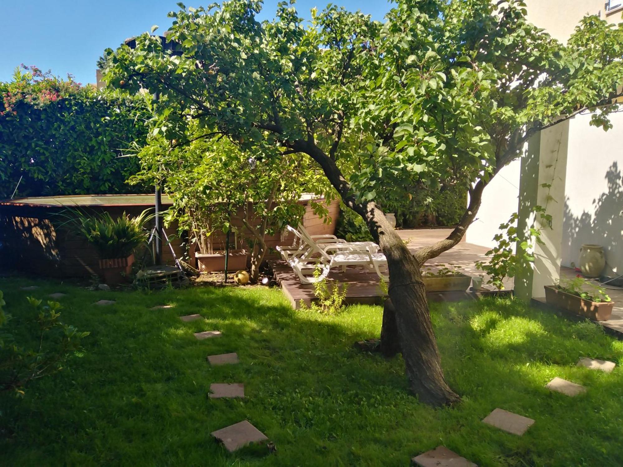 3 Garden Pool Parking 2 Min By Car Villa