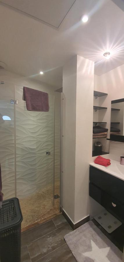 L Ensoleillee Maison 2 Chambres-private House Ferienhaus *