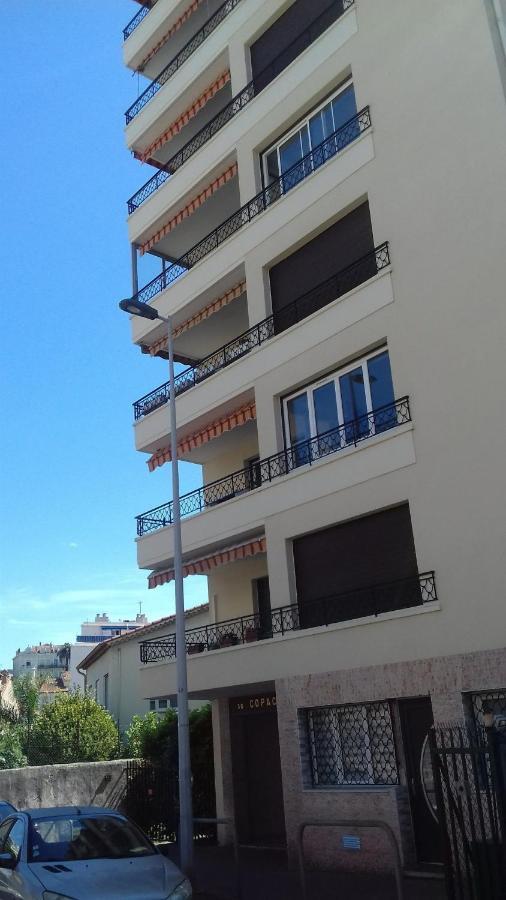 Appartement Copacabana 2 *