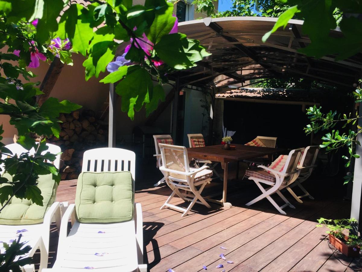 3 Garden Pool Parking 2 Min By Car