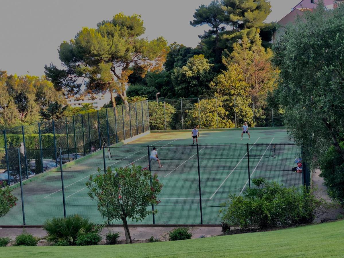Studio Terrasse - Piscine- Tennis Apartment