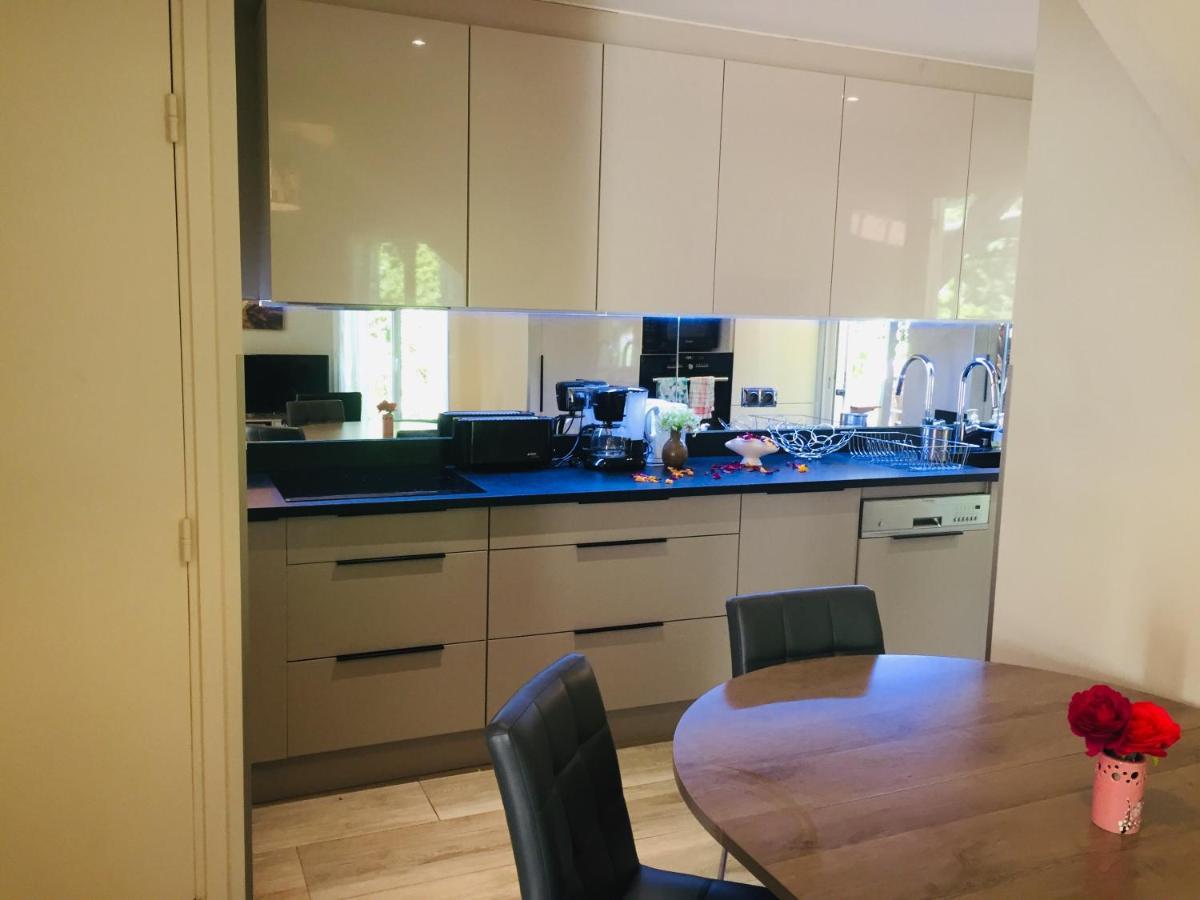3 Garden Pool Parking 2 Min By Car Villa Cannes