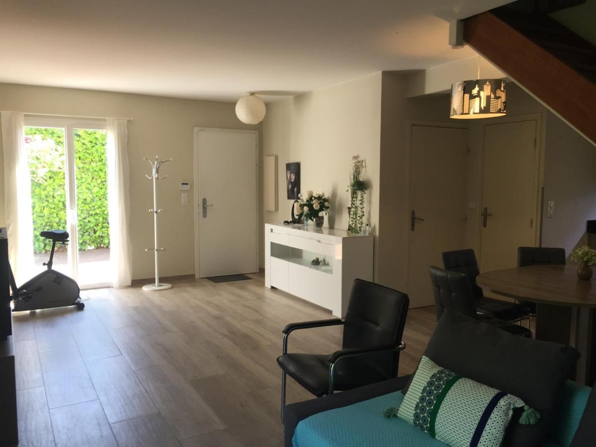 3 Garden Pool Parking 2 Min By Car Villa