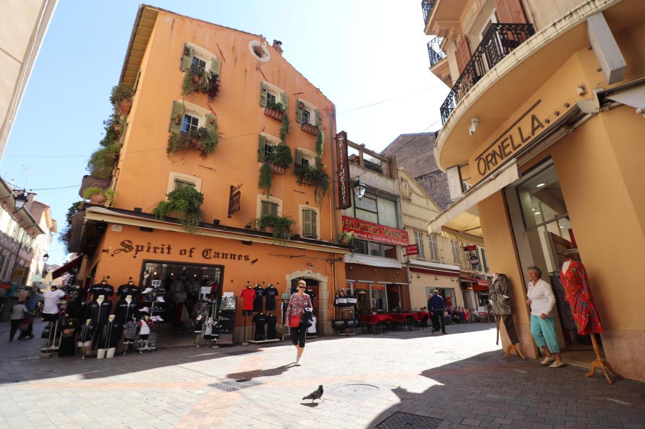 Apartment Zone Pietonne, 3 Chambres, 3 Sdb