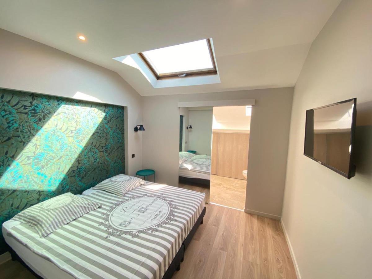 Brand New 4 Bedrooms 4 Bathrooms Heart Of Apartment