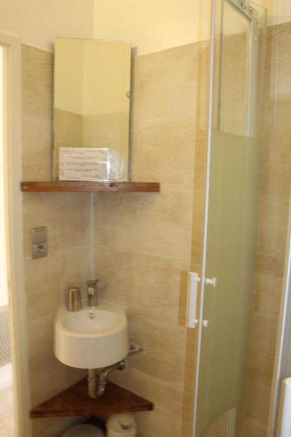 Apartment Zone Pietonne, 3 Chambres, 3 Sdb Cannes