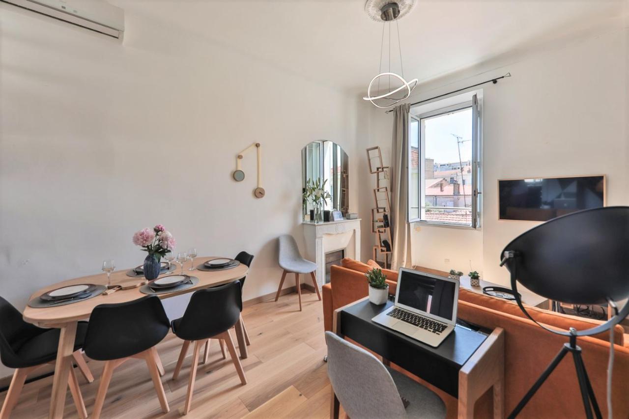 Ecrin Design A Deux Pas De La Apartment