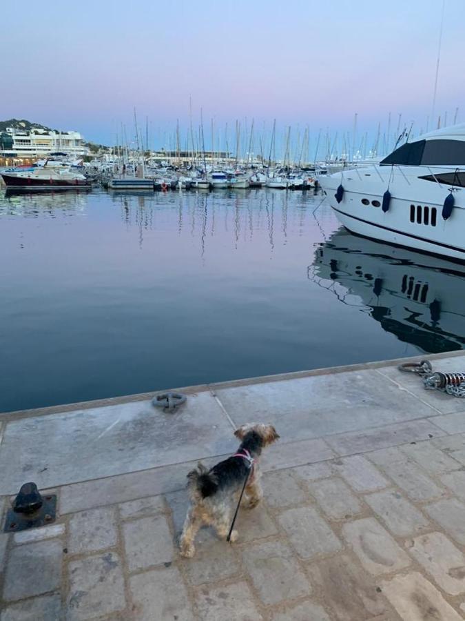 Apartment Old Port, Seafront & Seaview Wifi & Ac