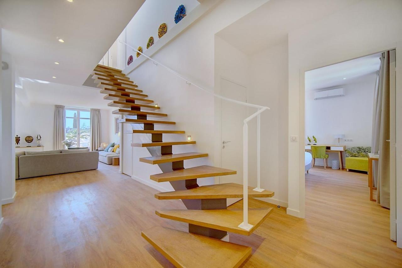 Immogroom - Magnificent 180m Duplex - Parking - Air Conditioning Apartment *