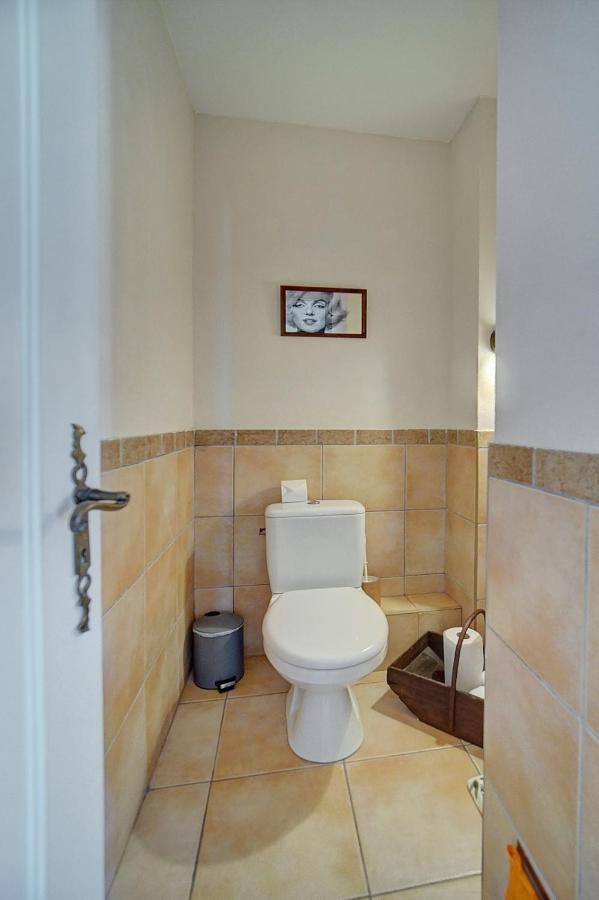Immogroom - Terrace- Parking - Quiet Place - Congressbeaches Appartement