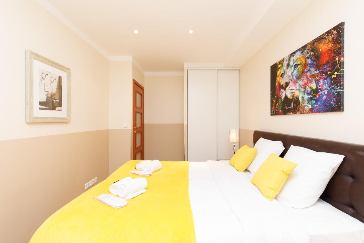 Carnot Yourhosthelper Cannes