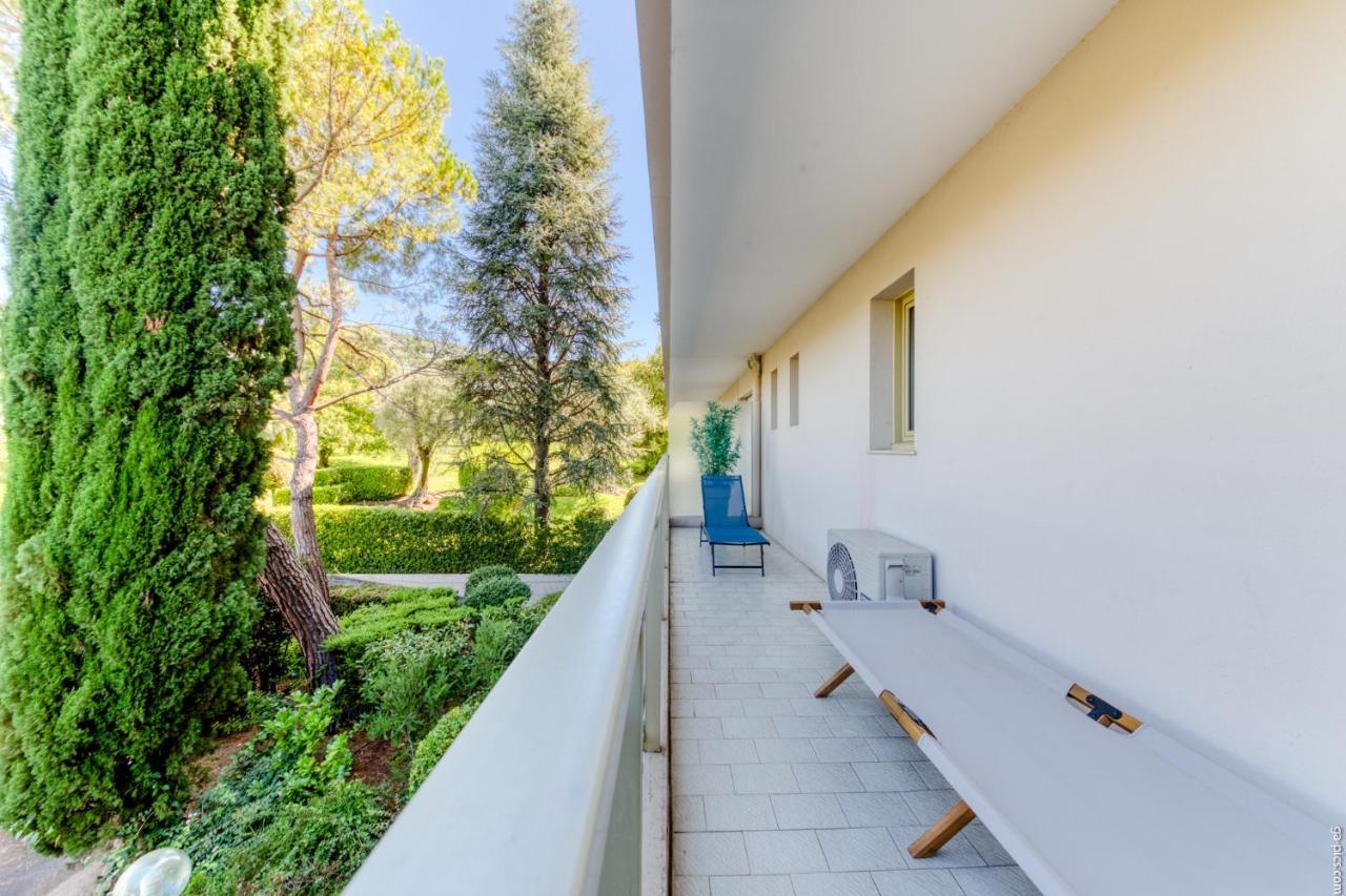 Modern Design Studio - Piscine - Résidence Standing - Clim - Wifi - Terrasse Apartment