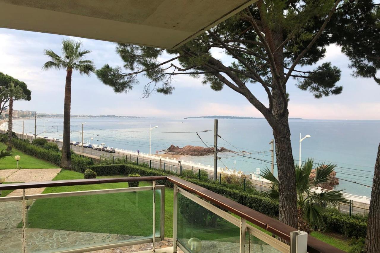 Guestready - Airy Studio With Ocean View Cannes