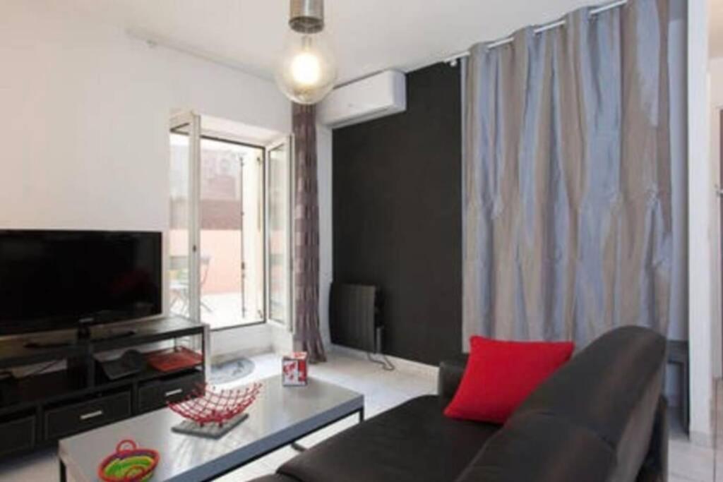 Avec Grande Terrasse à Appartement *